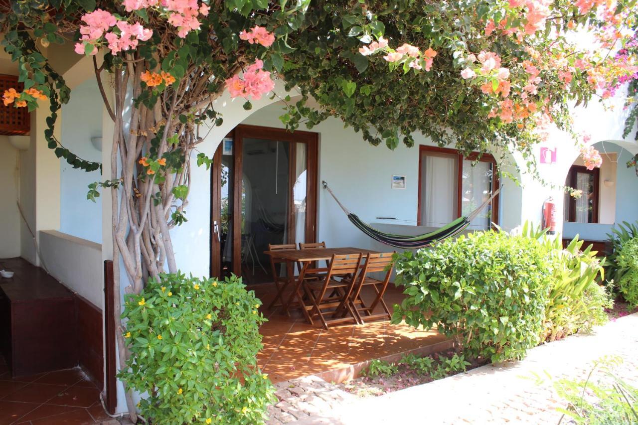 Oceanfront Apt 4 Porto Antigo II Santa Maria Exteriör bild