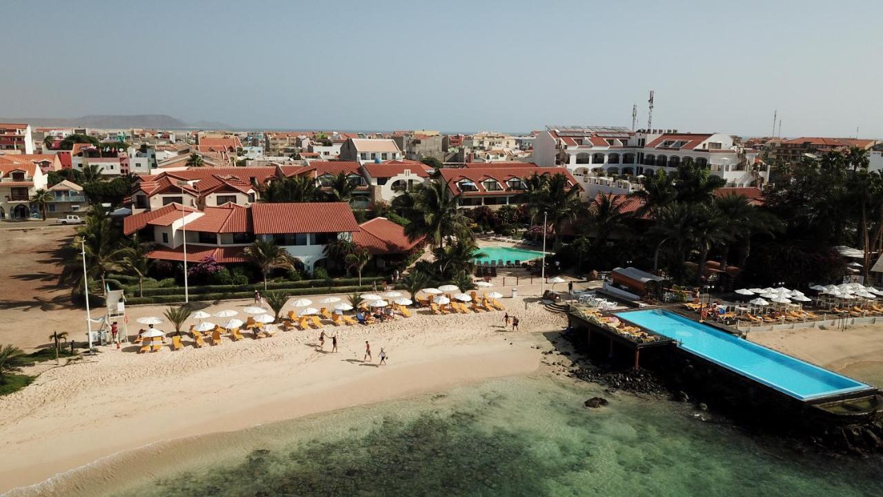 Oceanfront Apt 4 Porto Antigo II Santa Maria Exteriör bild